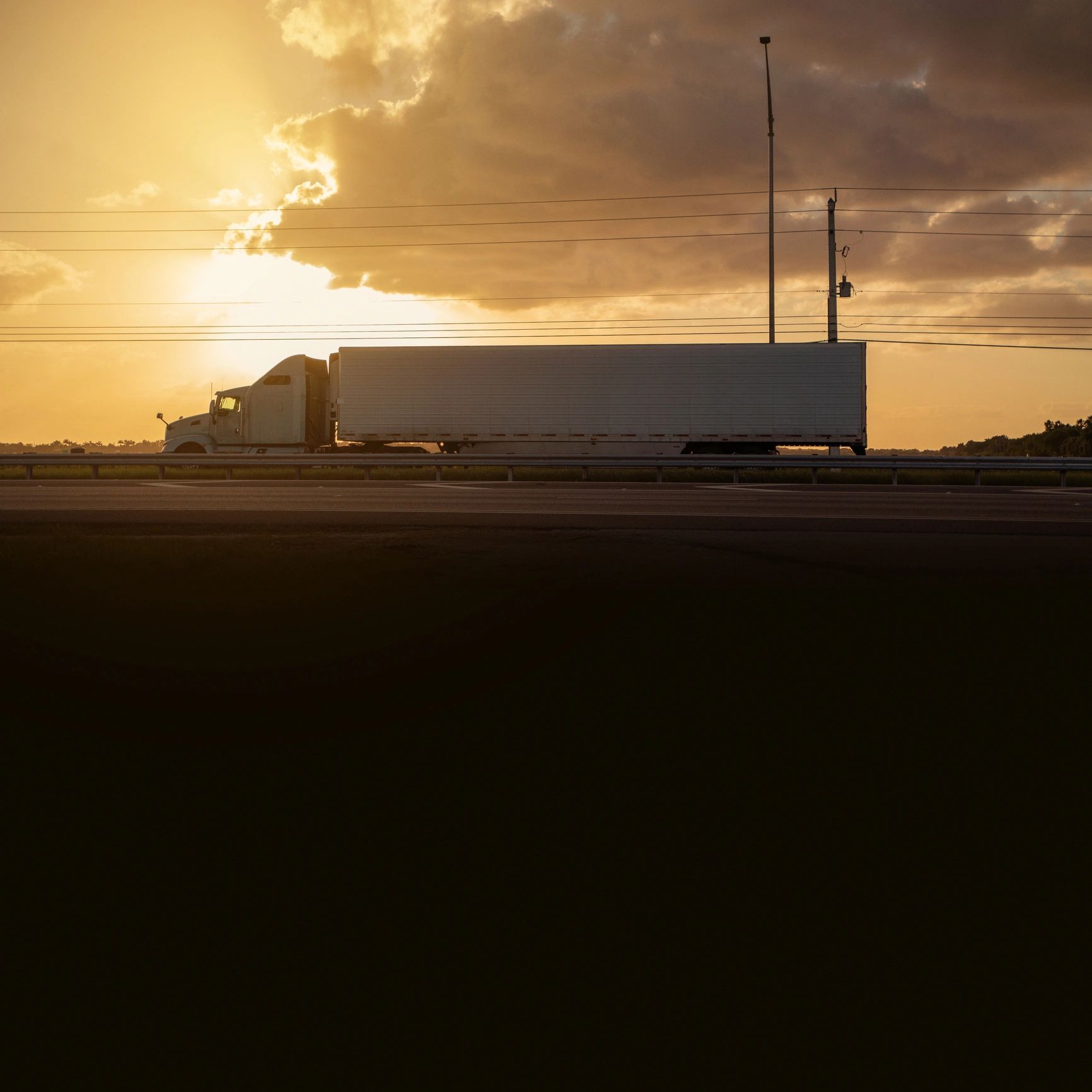 Florida commercial truck fleet garage