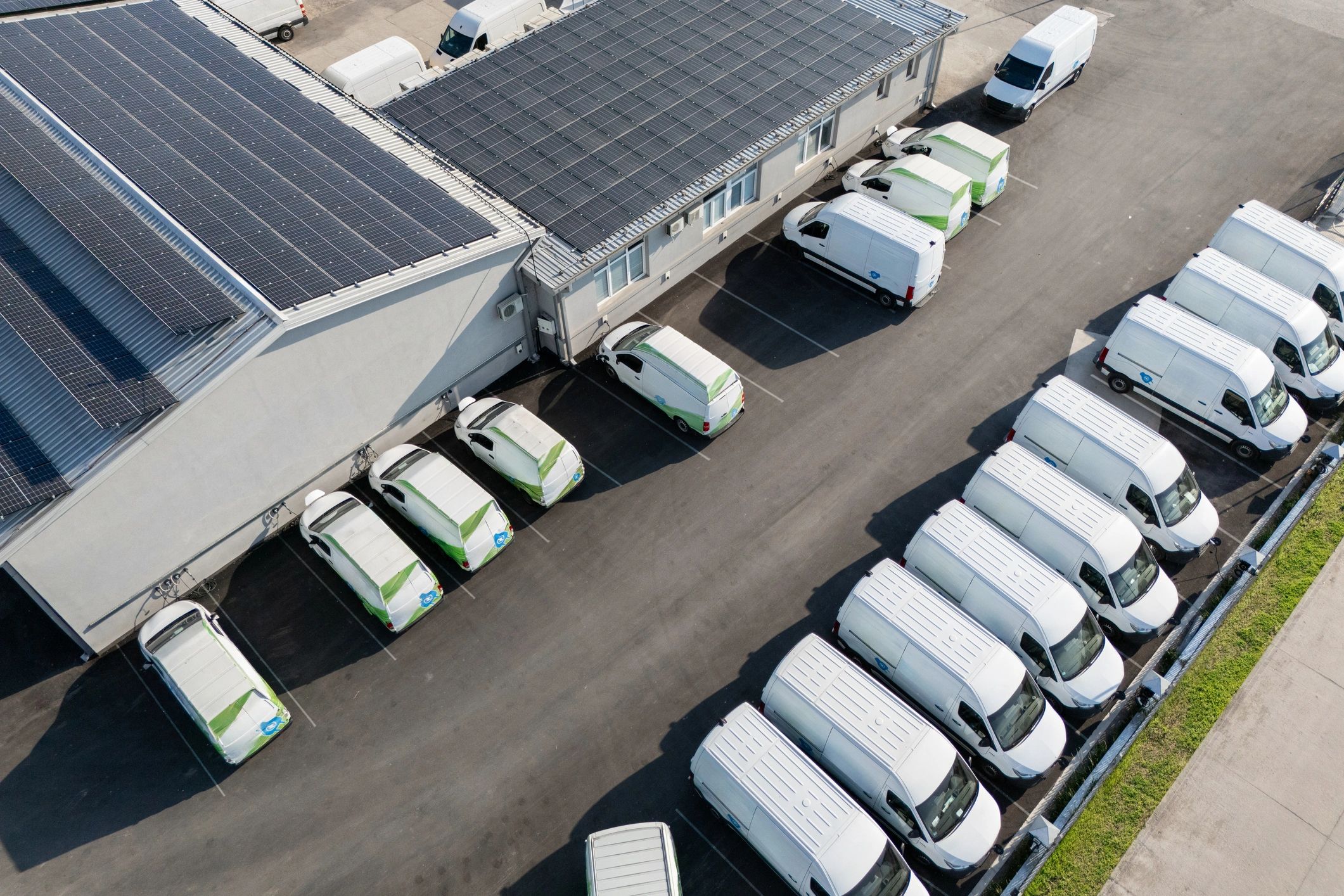 delivery vans logistics fleet